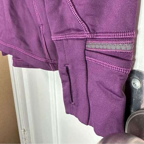 Lululemon First Mile 1/2 Zip Pullover Darkest Magenta 6 ruched back - Picture 10 of 14